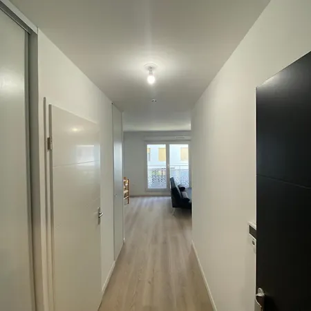 Joli Appartement F2 Bobigny Metro Proche Paris Extérieur photo
